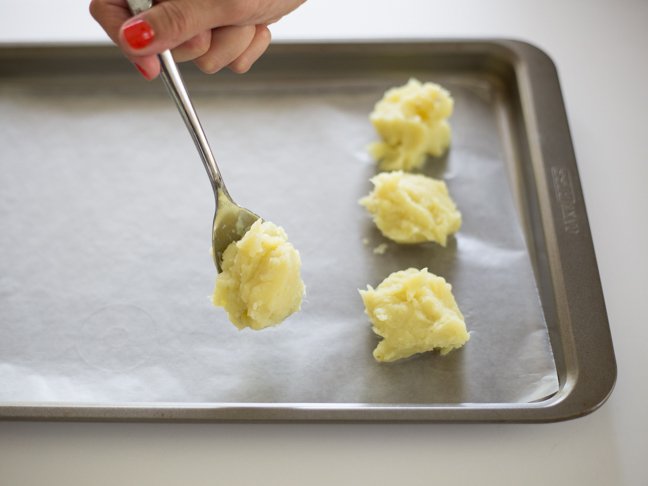 storing-baby-food-wax-paper-cookie-sheet-method1